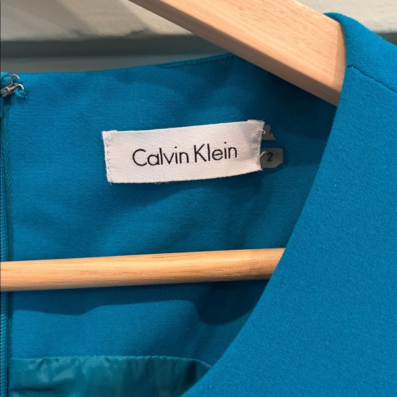 💙 Calvin Klein Starburst Sheath Dress – Women’s Size 2 ✨ - Picture 3 of 8